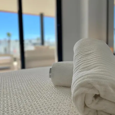 Upscale 3 Bedroom 300m From The Apartmán Fuengirola