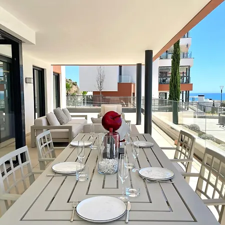 Upscale 3 Bedroom 300m From The Appartement Fuengirola