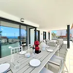 Upscale 3 Bedroom 300m From The